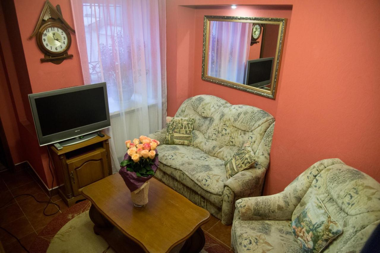 Knaus Apartments Chernivtsi Exterior photo